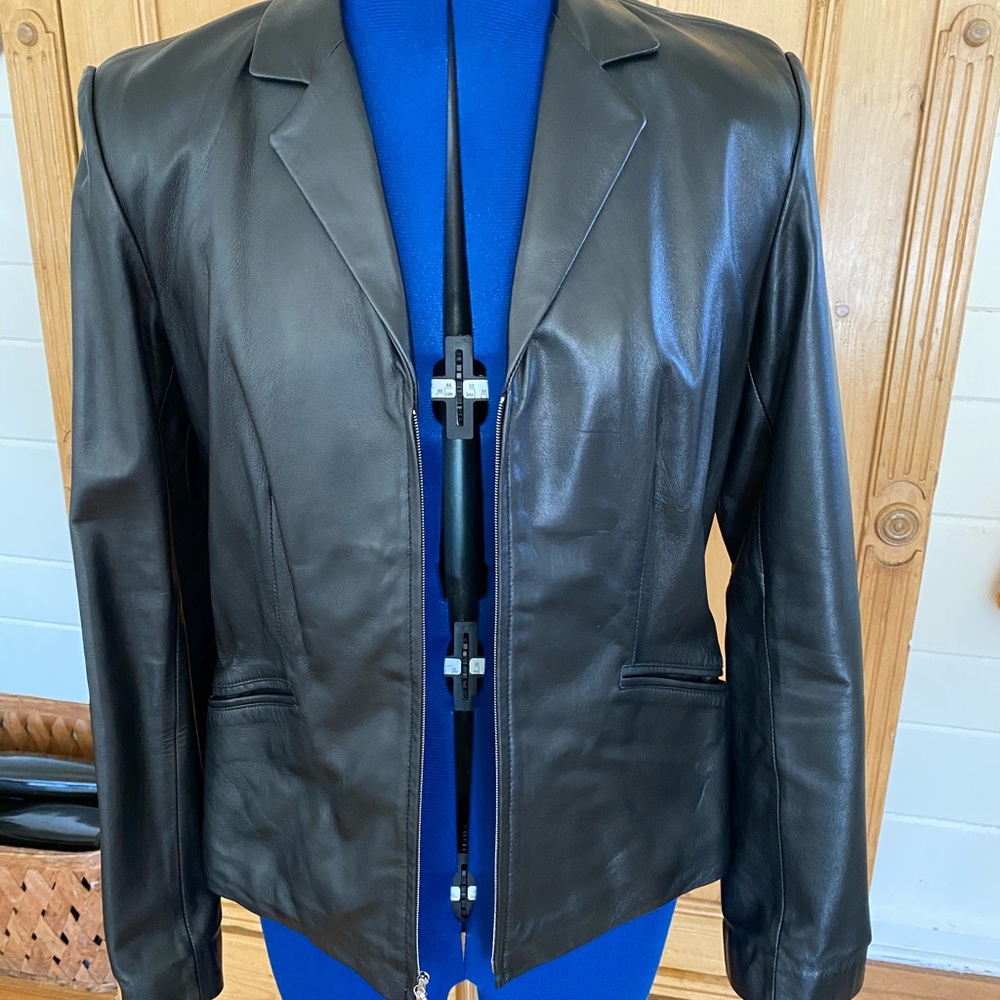Leather Jacket - Picture 4 of 5